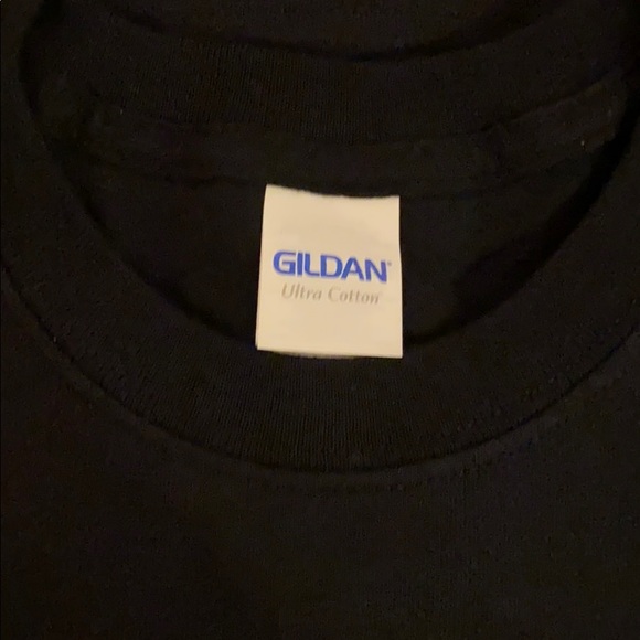 Gilman t shirt - Picture 2 of 3